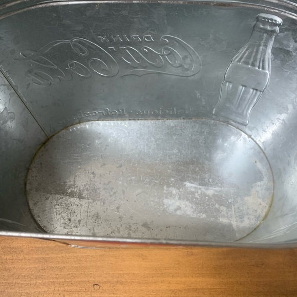 Coca Cola Oval Galvanized Tin / Bucket - Picture 4 of 7